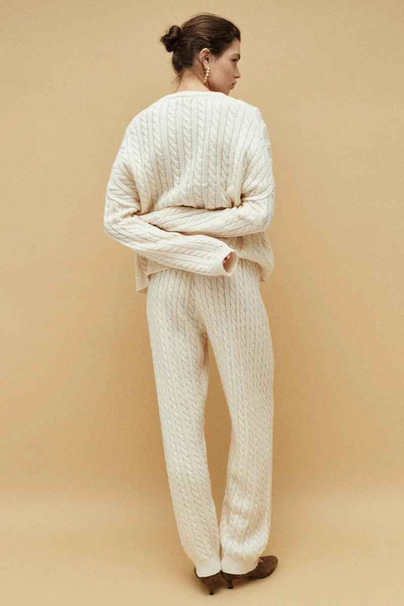 Solid Cable Knit Cozy Cuffed Ankle Pants - Image 3