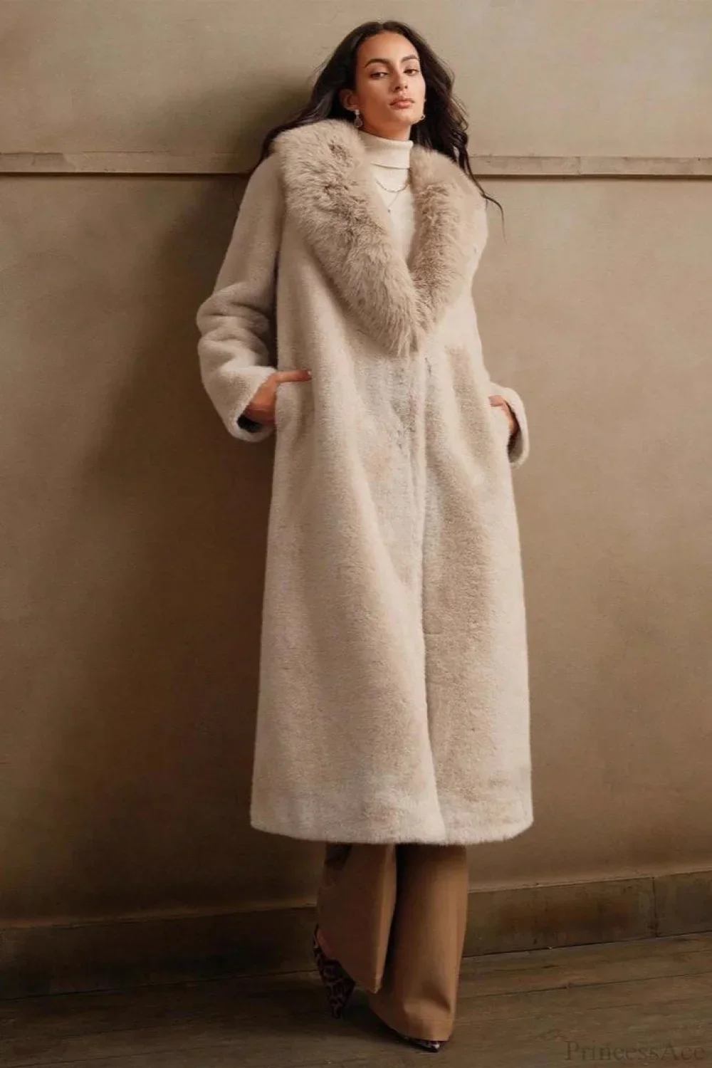 Solid Color Casual Furry Collar Faux Fur Overcoat - Image 2