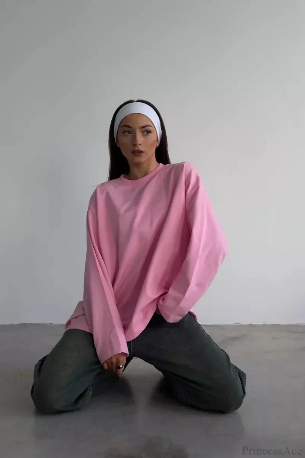 Solid Color Crew Neck Loose Casual Long Sleeve Tee - Image 7