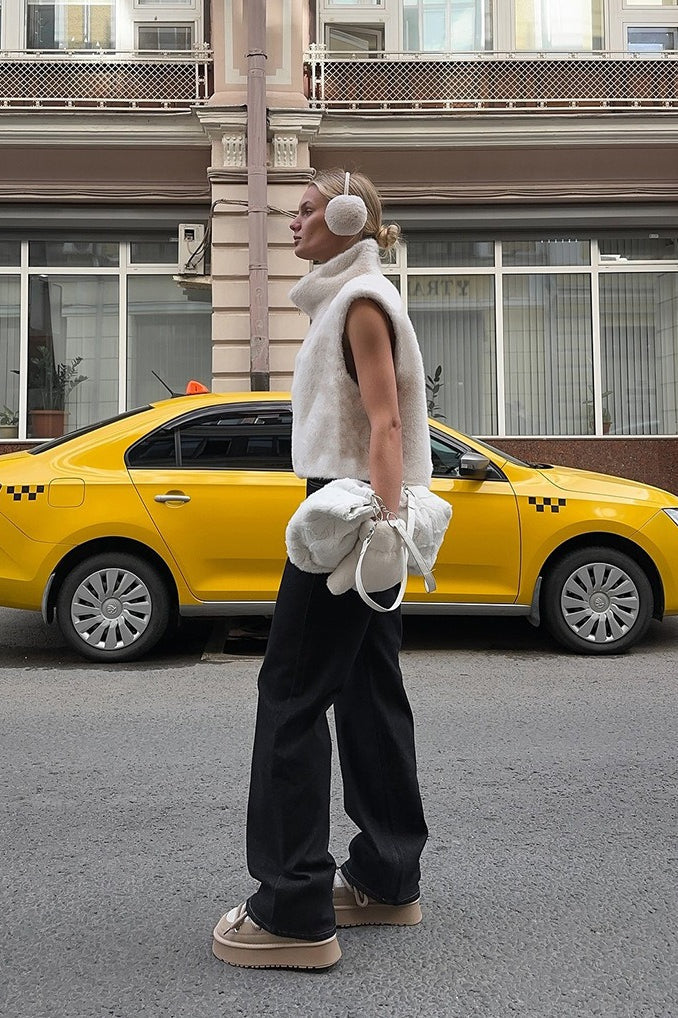 Solid Color Faux Fur Stand Collar Vest - Image 3