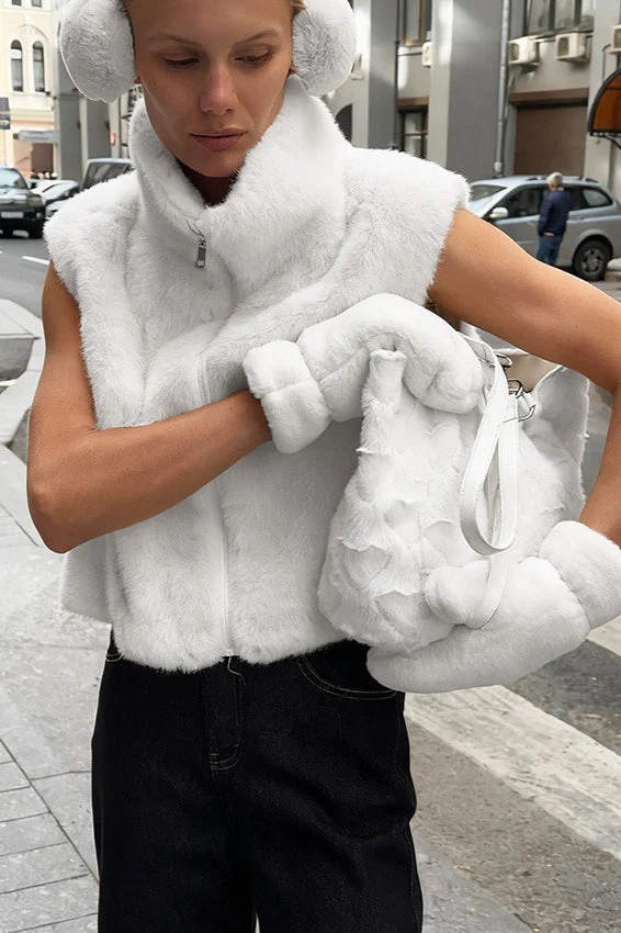 Solid Color Faux Fur Stand Collar Vest - Image 5
