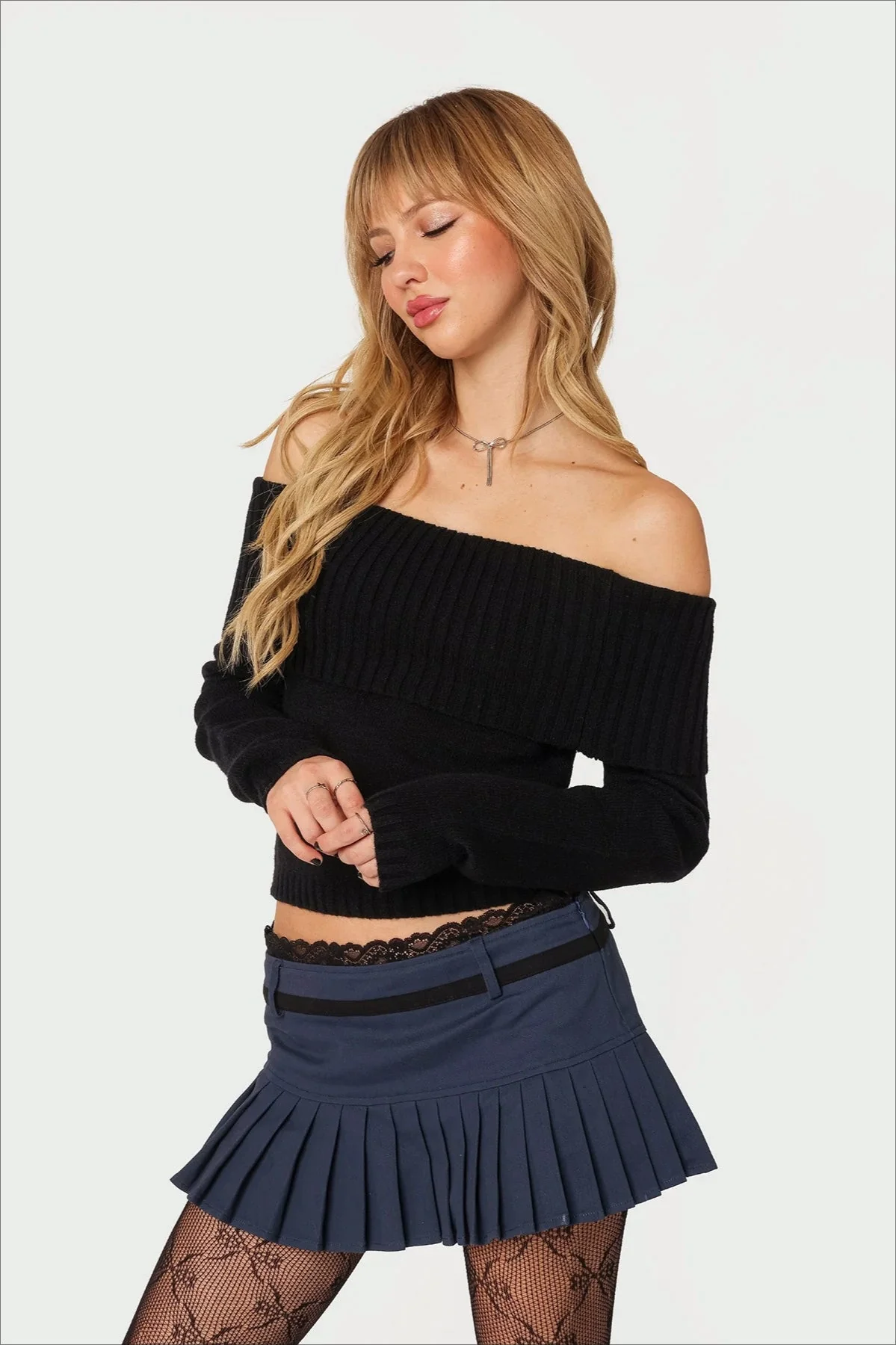 Solid Color Off-Shoulder Boat Neck Long-Sleeve Knit Top - Image 14
