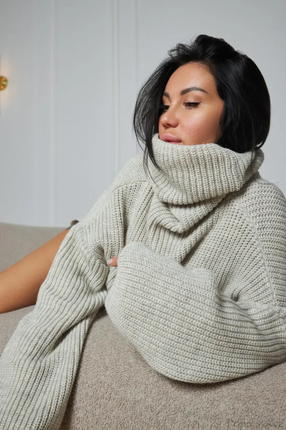 Solid Color Simple Turtleneck Pullover Mid length Knit Sweater - Image 2