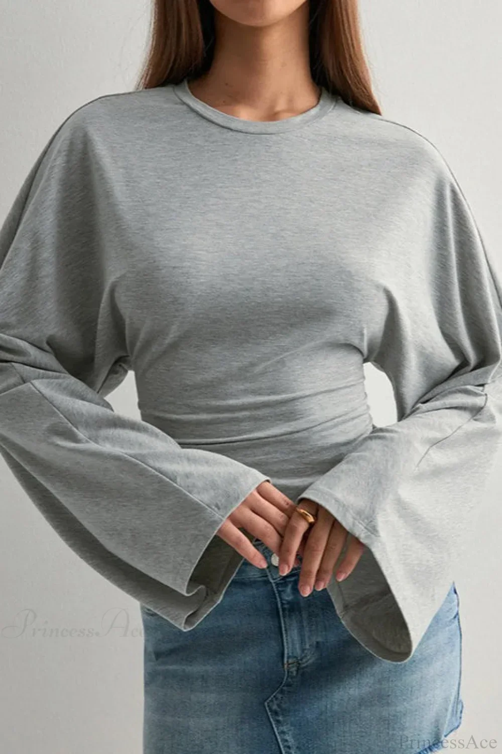 Solid Crew Neck Wide Sleeve Waist Cinched Long Sleeve Tee - Image 3