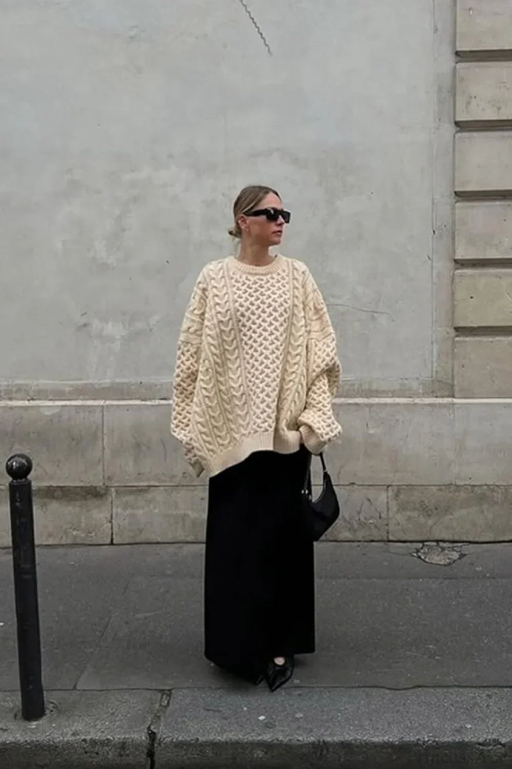 Solid Crewneck Lantern Sleeve Loose Sweater - Image 4