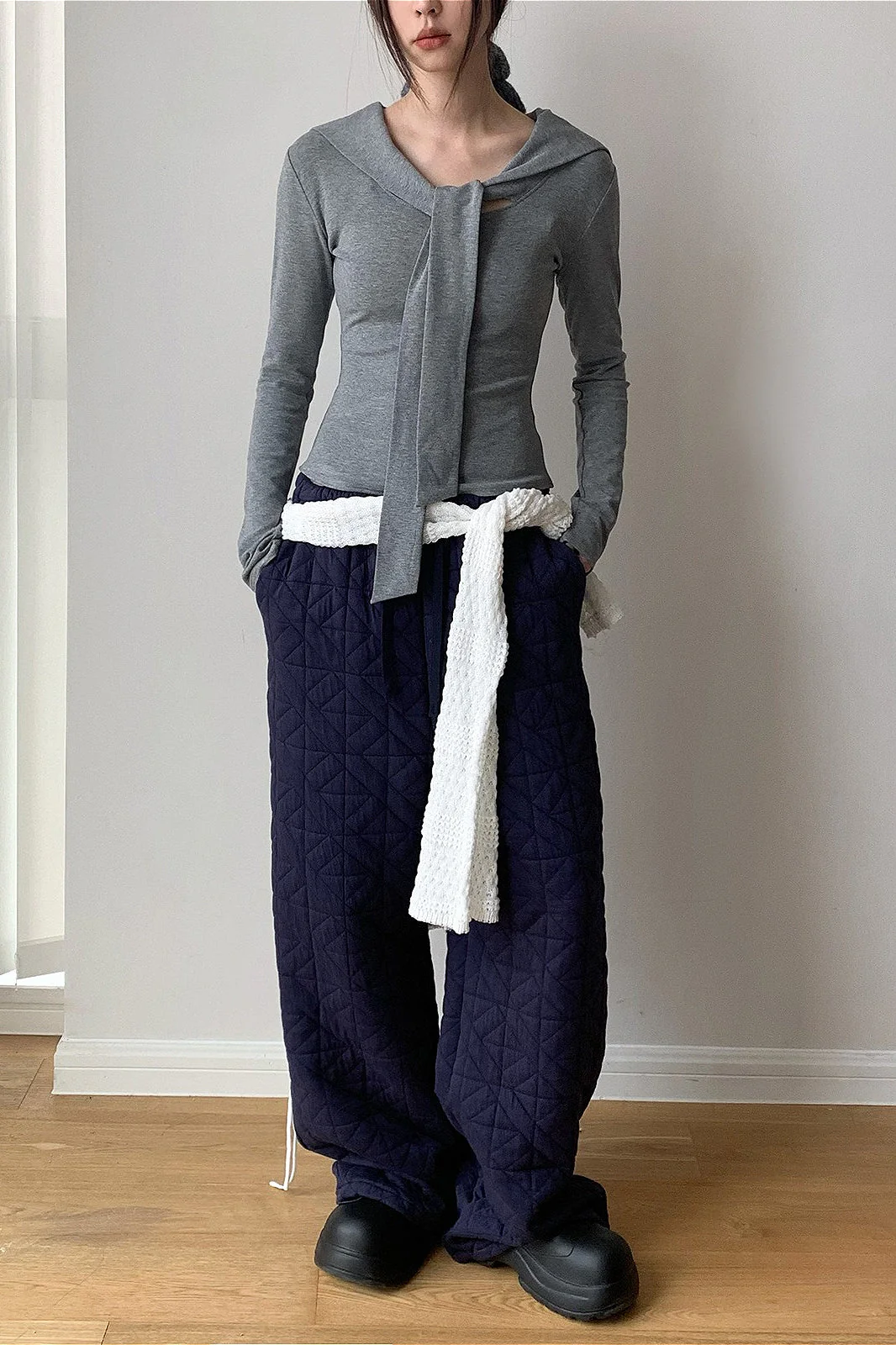 Solid Diamond Quilted Thickened Drawstring Thermal Pants - Image 6