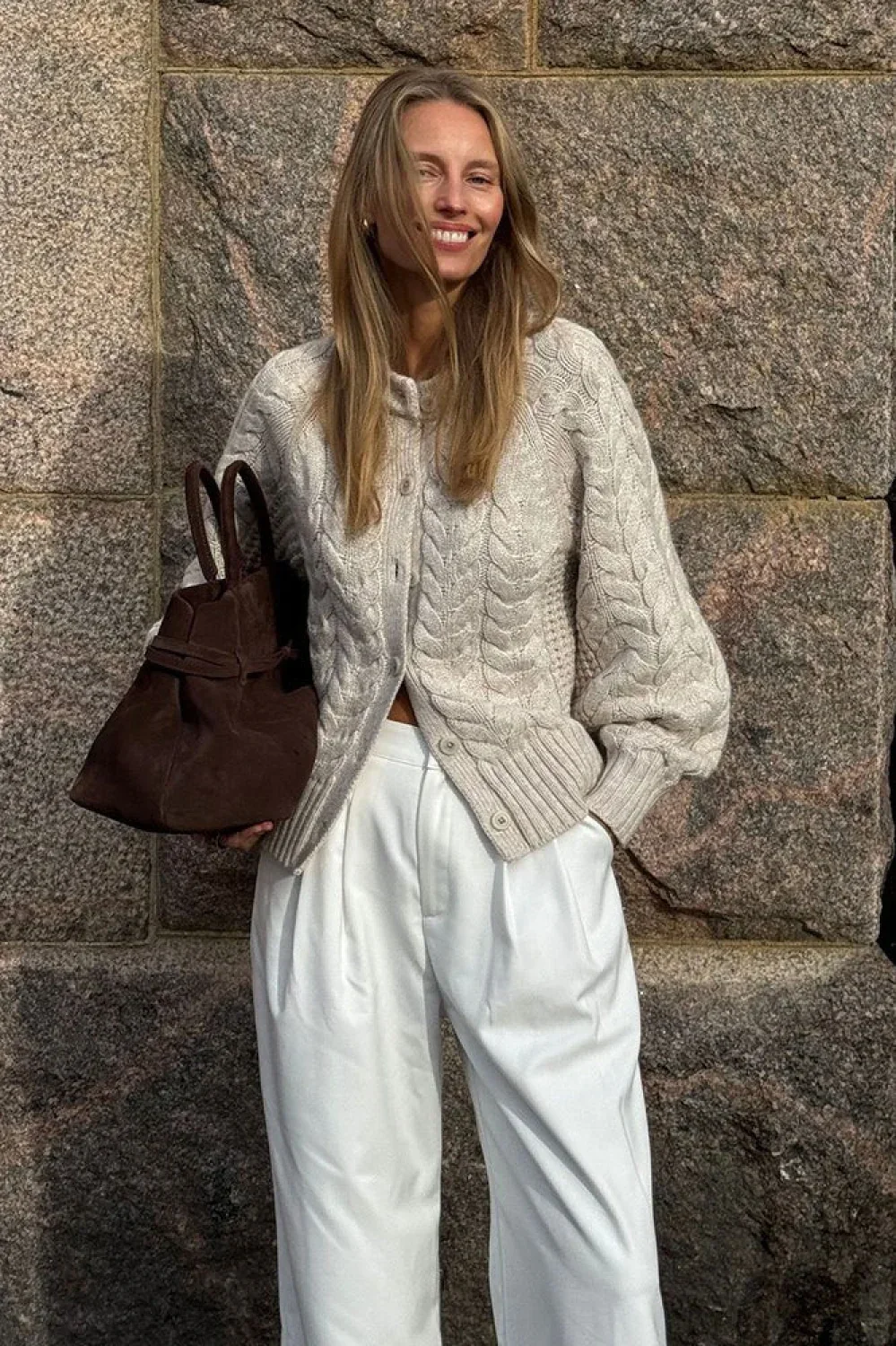Solid Elegant Crewneck Cable Short Cardigan Sweater - Image 2