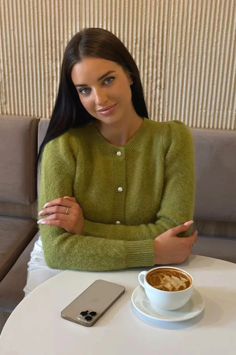 Solid Minimalist Relaxed Long Sleeve Knit Cardigan - Image 9