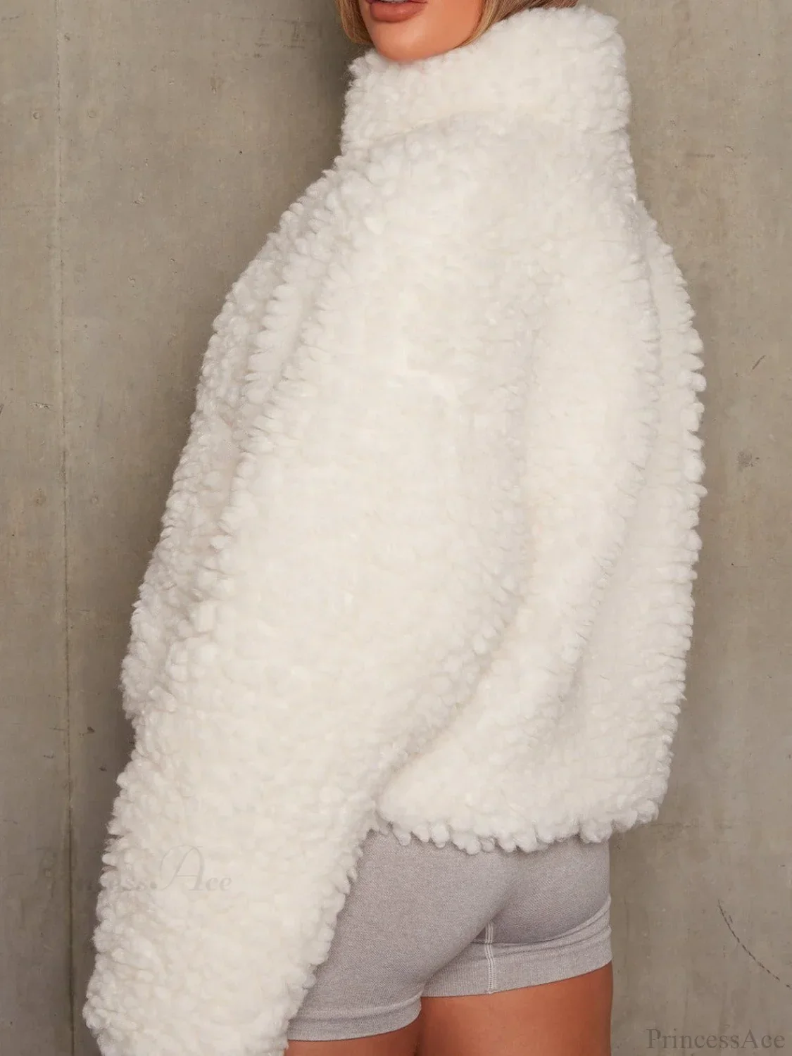Solid Minimalist Sherpa Cropped Fuzzy Coat - Image 3