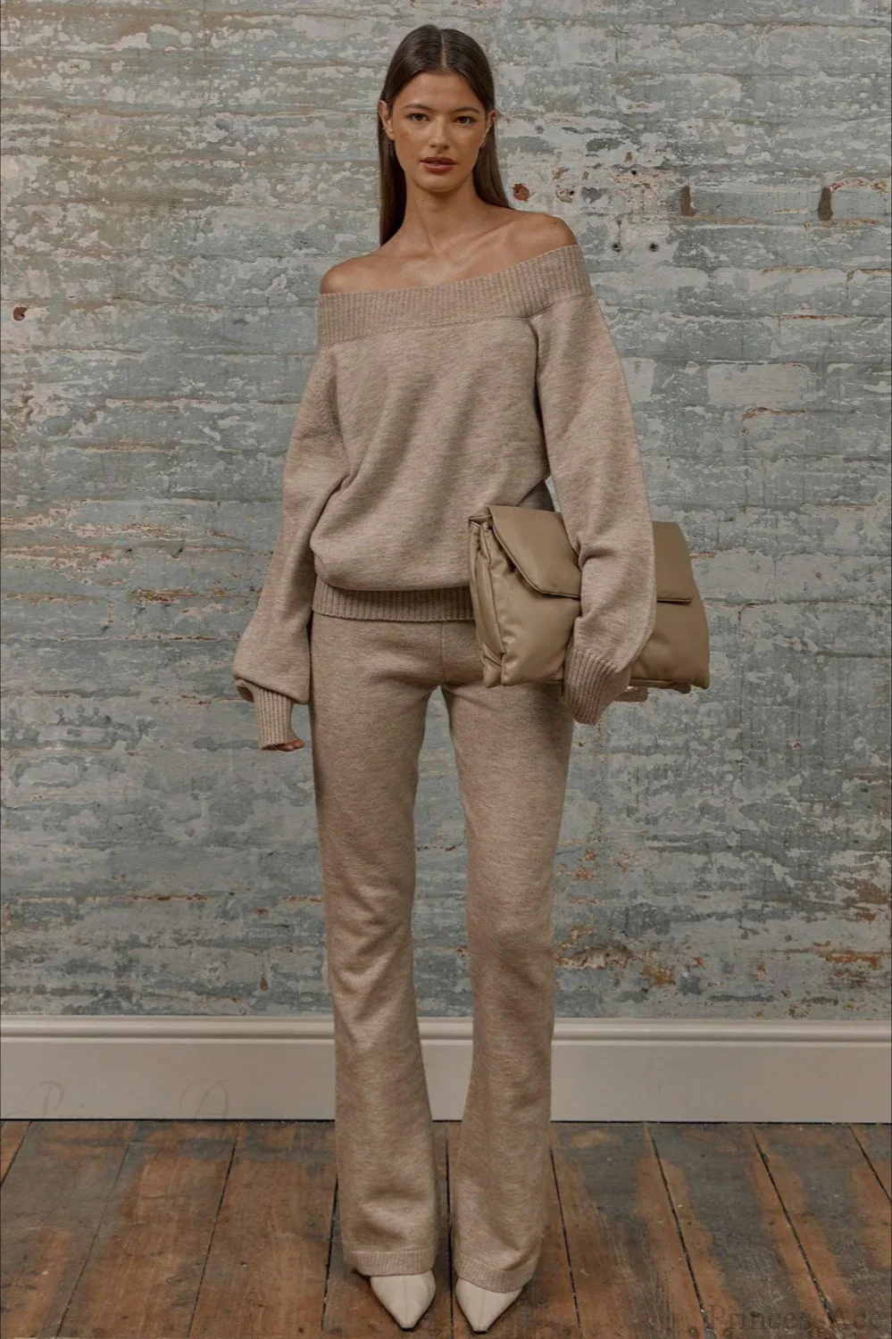 Solid Off Shoulder Loose Sweater - Image 4