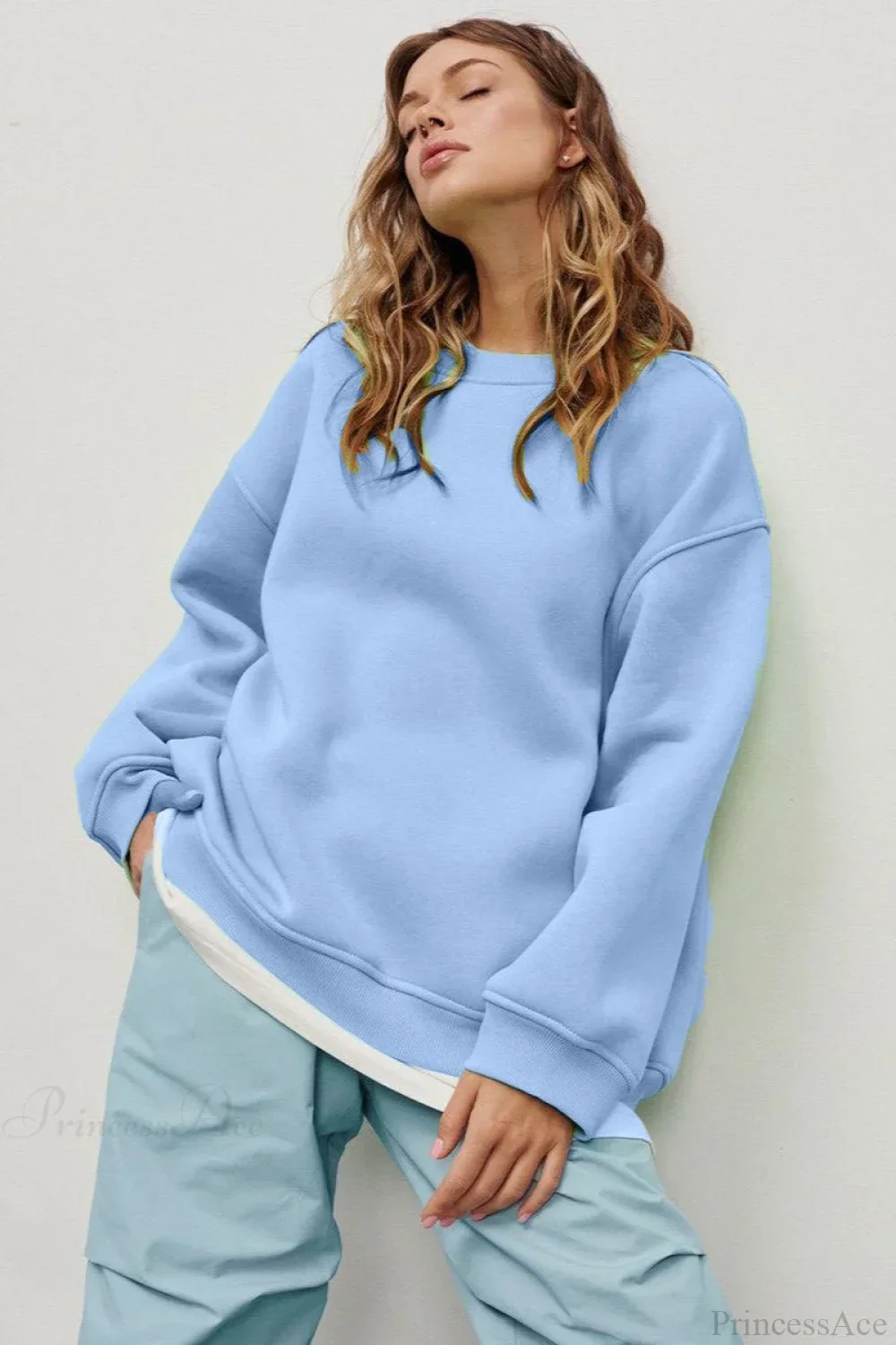 Solid Oversize Relaxed Pullover Sweatshirt - Image 3