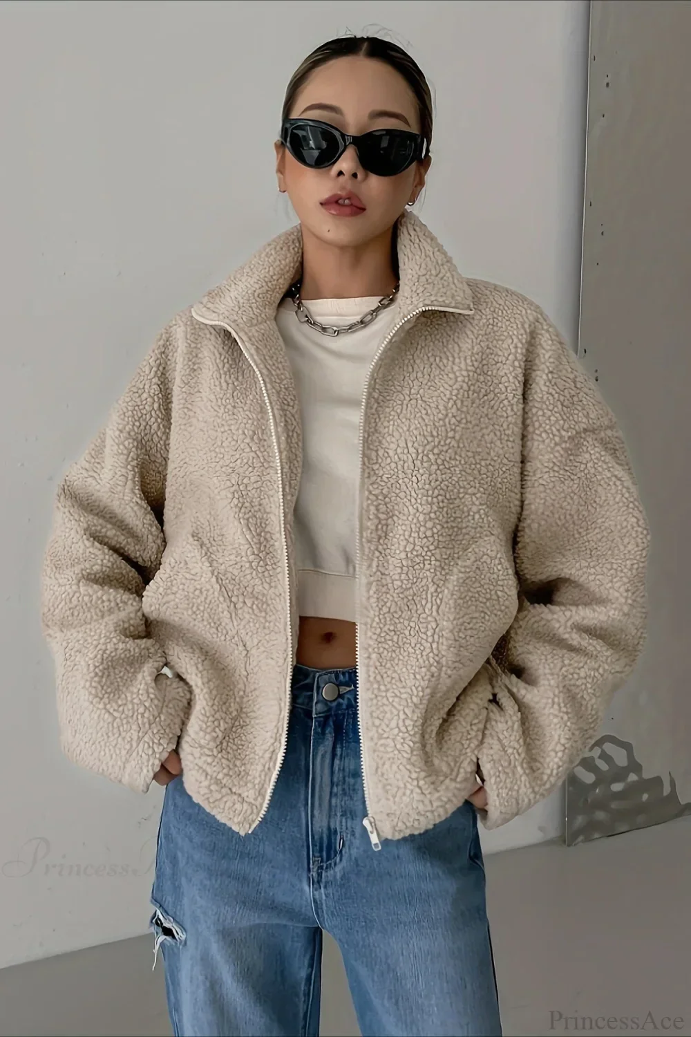 Solid Relaxed Shearling High Neck Jacket - Image 4