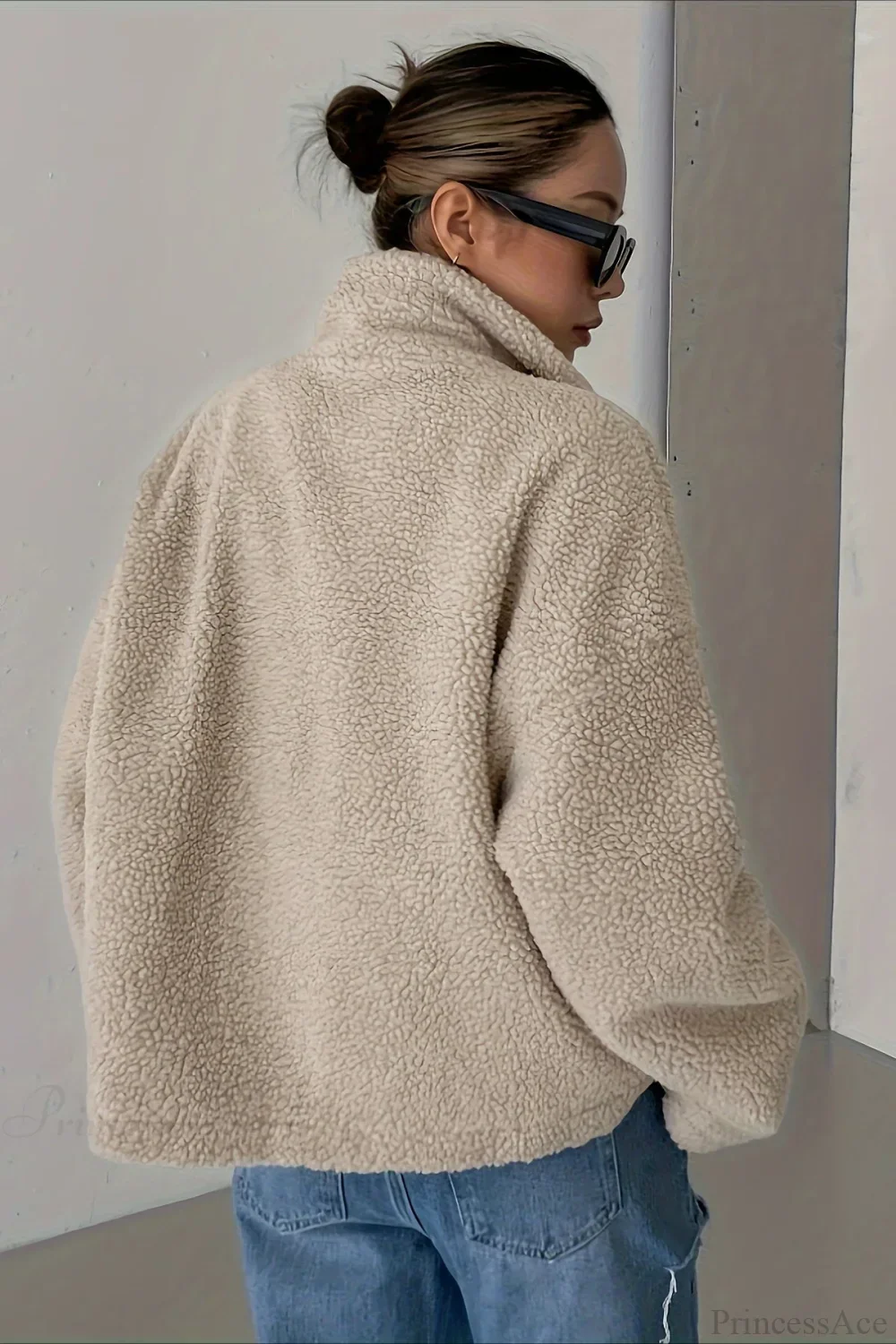 Solid Relaxed Shearling High Neck Jacket - Image 5