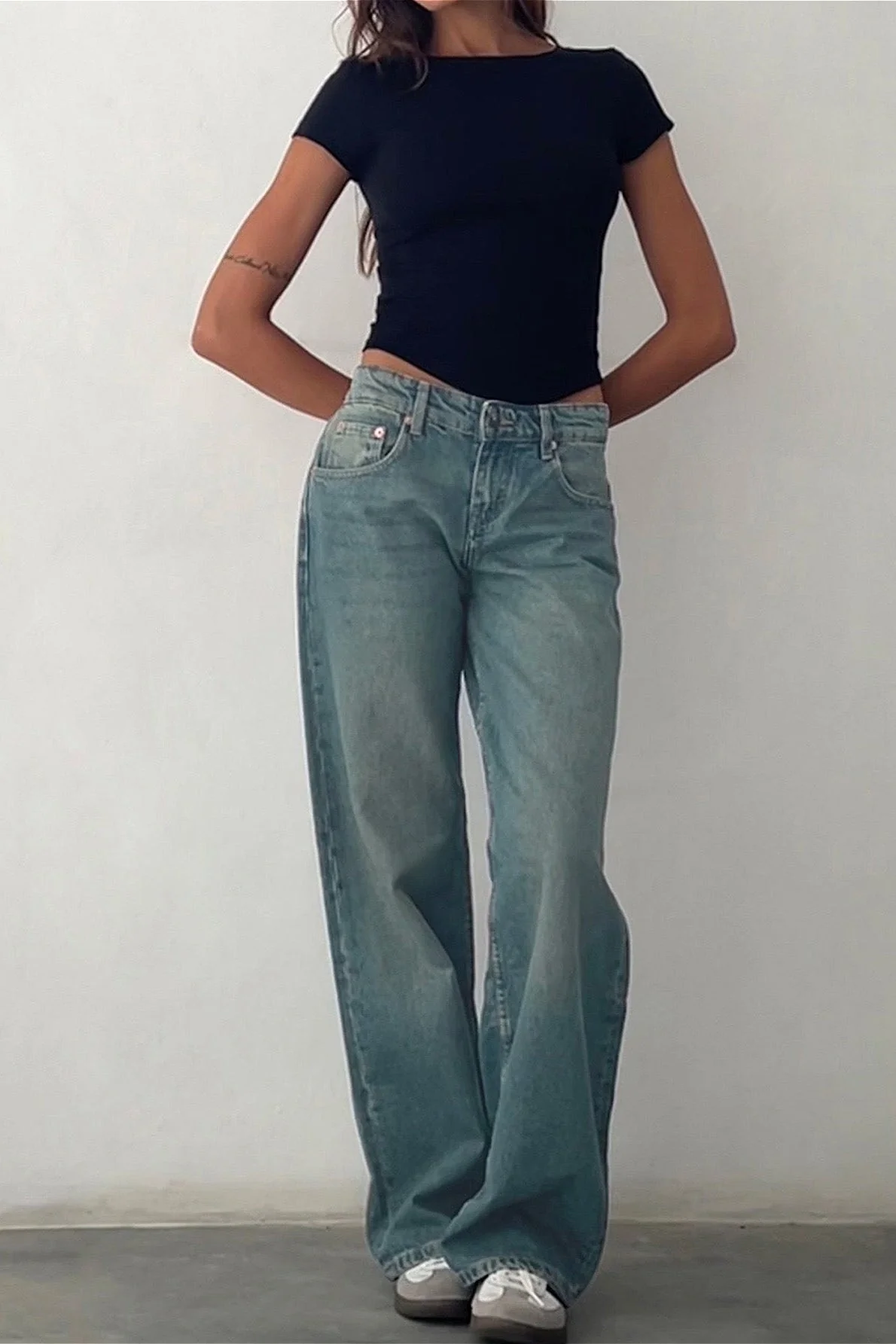 Solid Stretch Straight Leg Jeans - Image 2