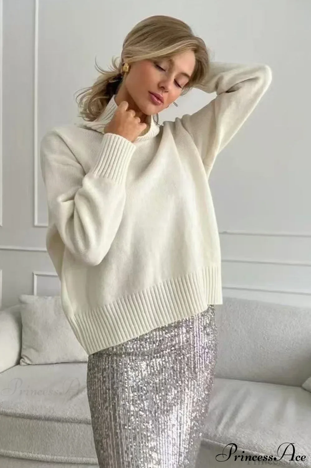 Solid Thick Short Turtleneck Loose Sweater - Image 5