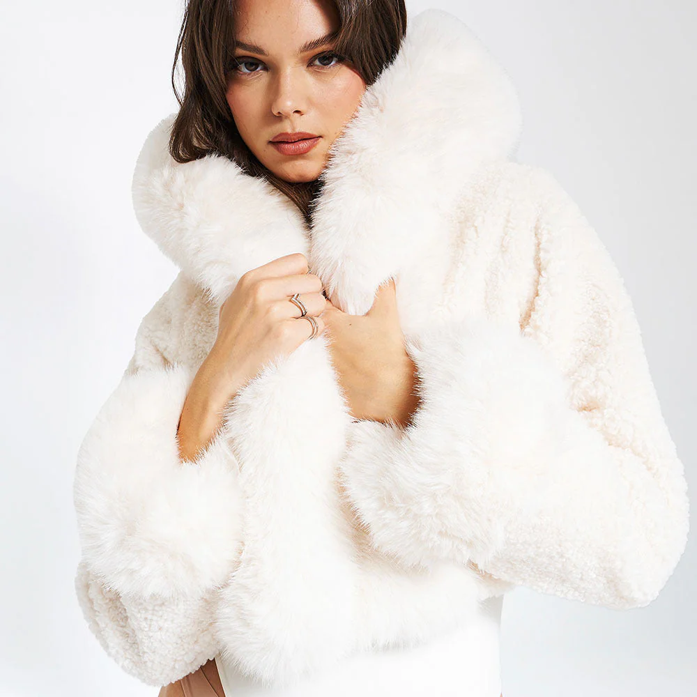 Solid Thickened Fur Collar Cropped Coat - Image 4