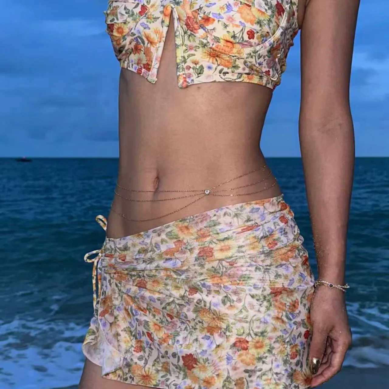 Sparkling Rhinestone Sexy Waist Body Chain - Image 5