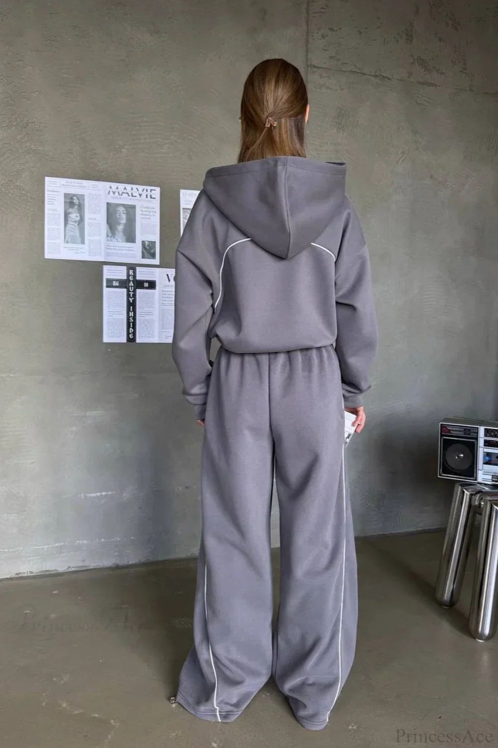 Sporty Color Block Hooded Straight-Leg Pants Two Piece Set - Image 9