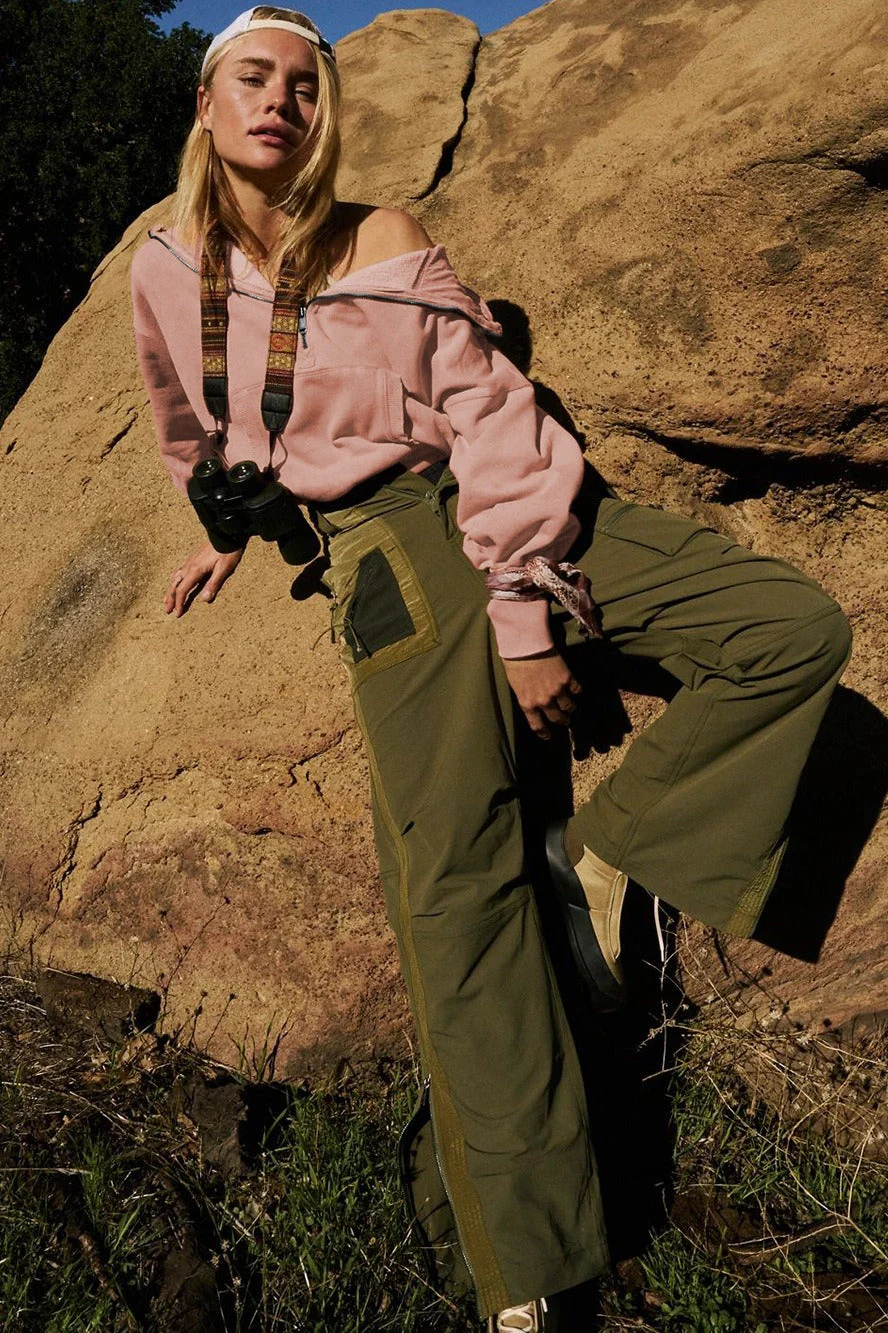 Sporty Drawcord Solid Cropped Sweatshirt - Image 9