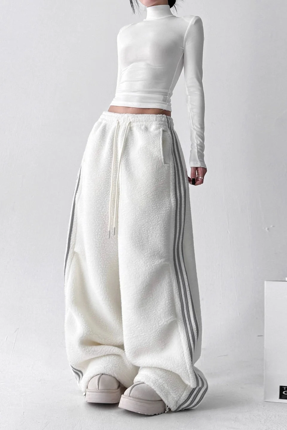 Sporty Plush Wide-Leg Striped Pants - Image 2