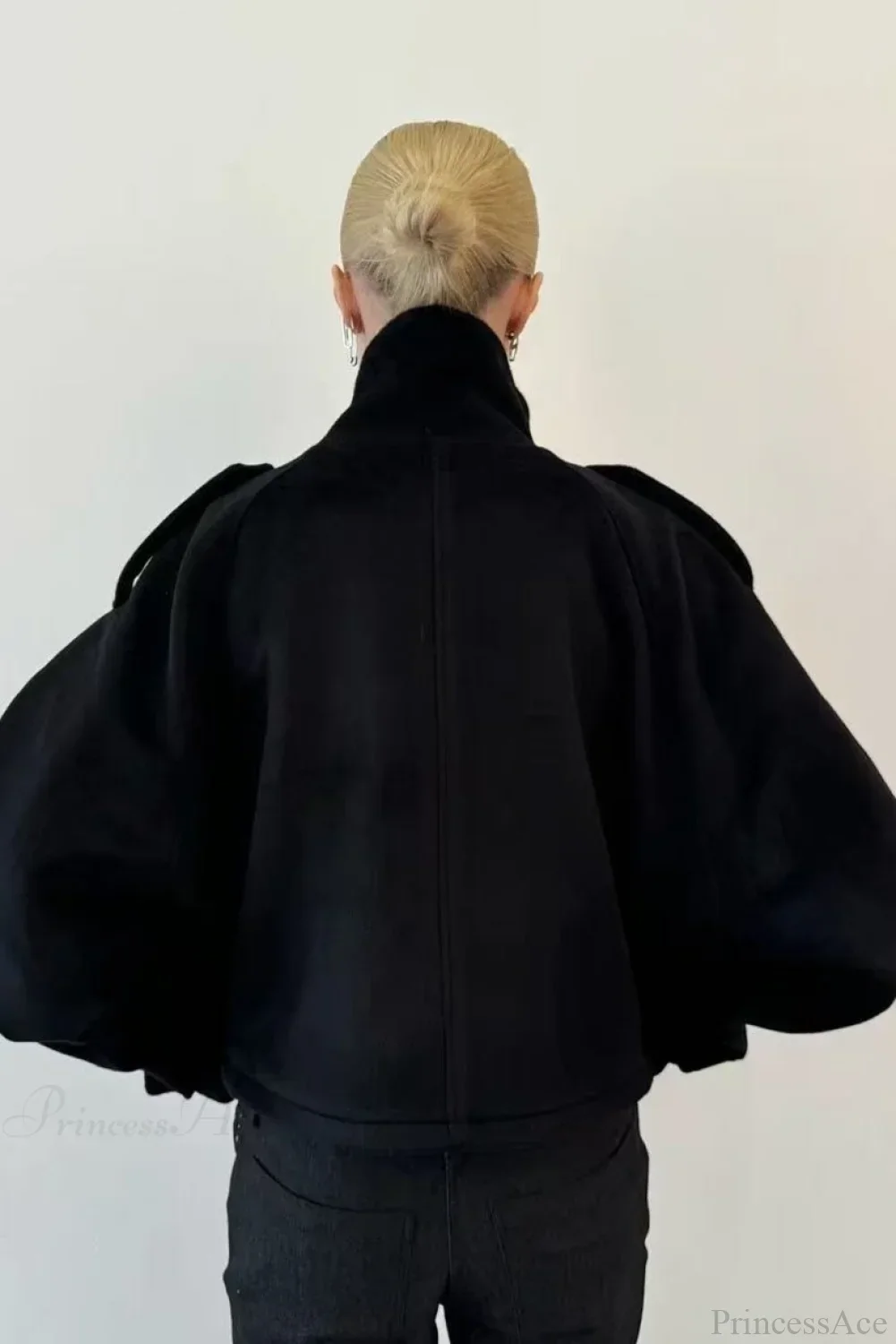 Vintage Stand Collar Buttoned Short Wool Coat - Image 10
