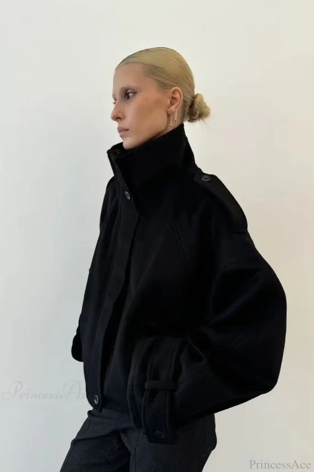 Vintage Stand Collar Buttoned Short Wool Coat - Image 9