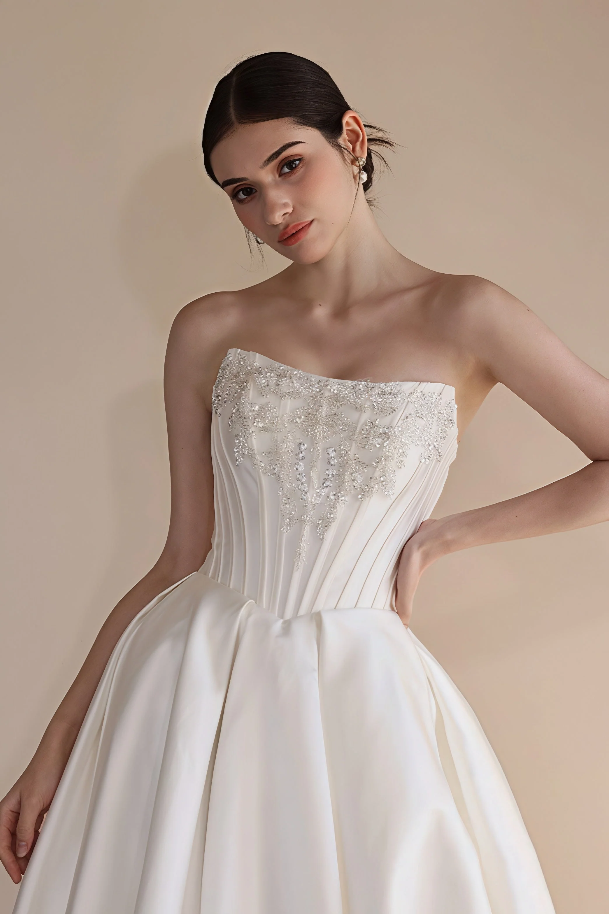 Strapless Boning Rhinestone Satin Wedding Dress