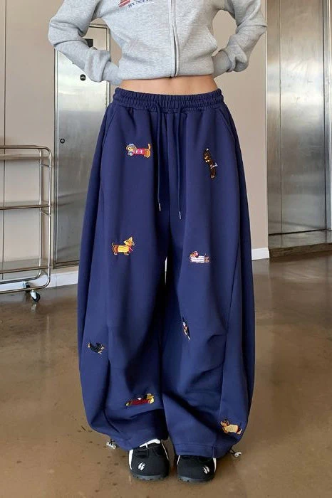 Street Style Embroidered Baggy Pants - Image 4