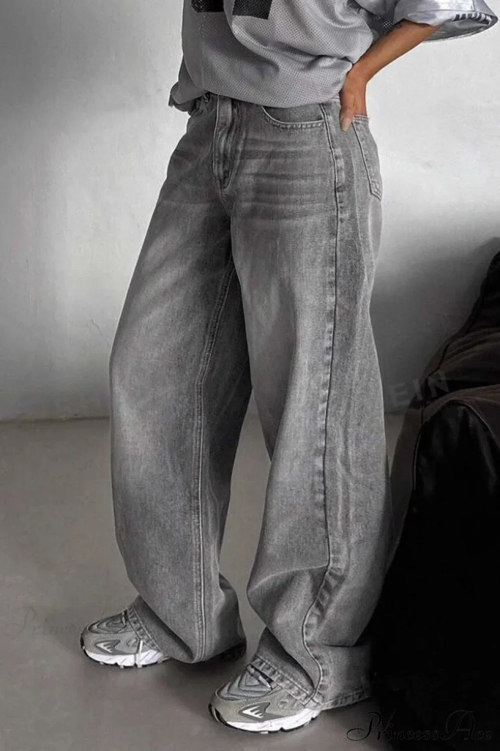 Street Vintage Smoky Gray Washed Wide Leg Jeans - Image 3