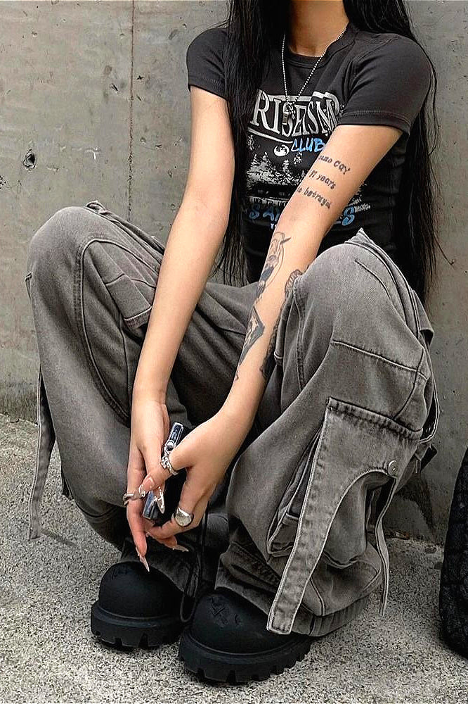 Streetwear Multi-pocket Cargo Washed Jeans - Image 4