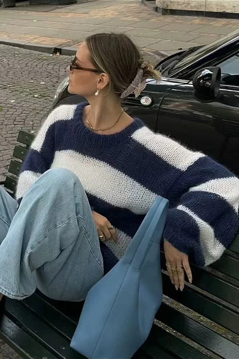 Streetwear Striped Crewneck Casual Stylish Sweater - Image 4