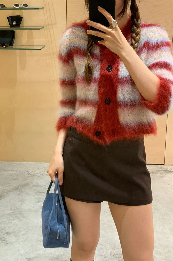 Striped Cropped Round Neck Cardigan - Image 4