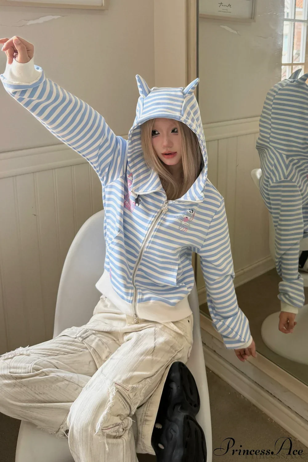 Striped Devil Horn Print Vintage Zip Hoodie - Image 6