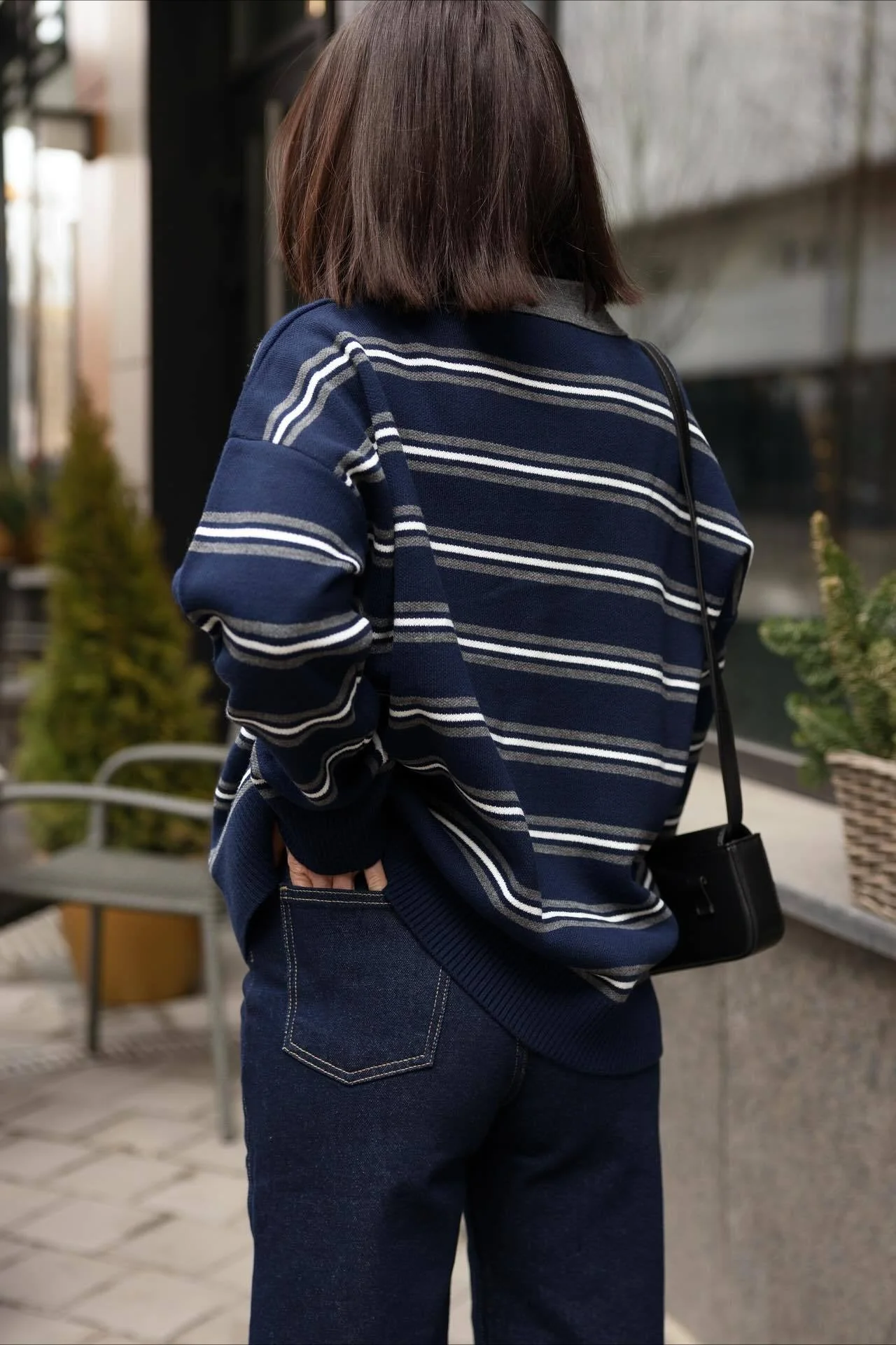Striped Knit Pullover Collared Loose Sweater - Image 3