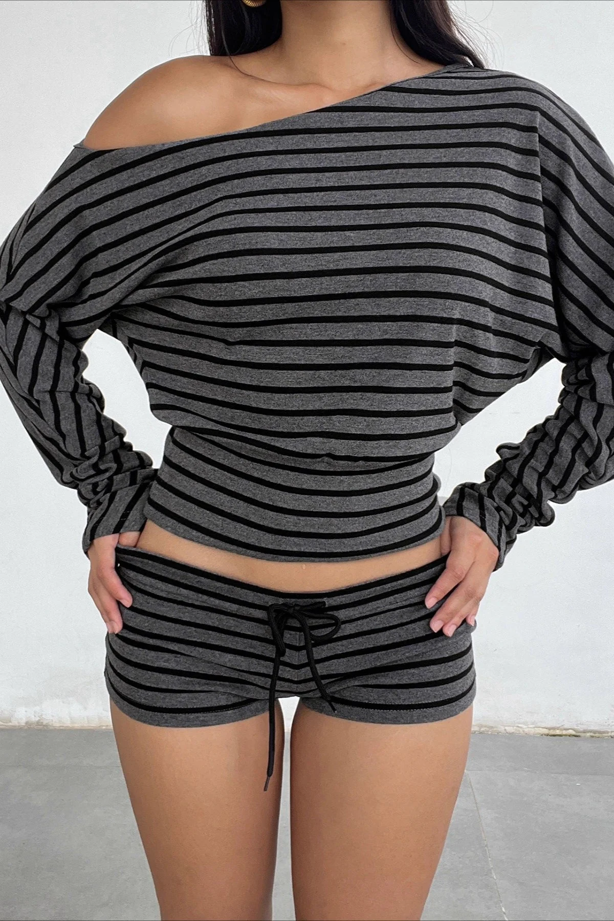 Striped Print Asymmetrical Shoulder Two Piece Set - Image 3