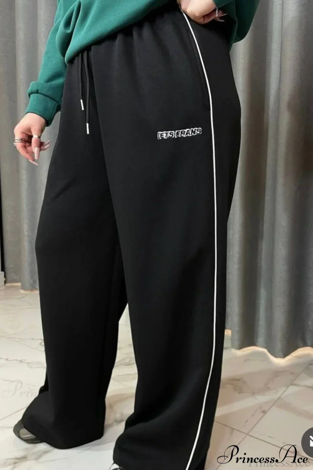 Striped Wide Leg Drapey Convertible Cuffed Pants - Image 7