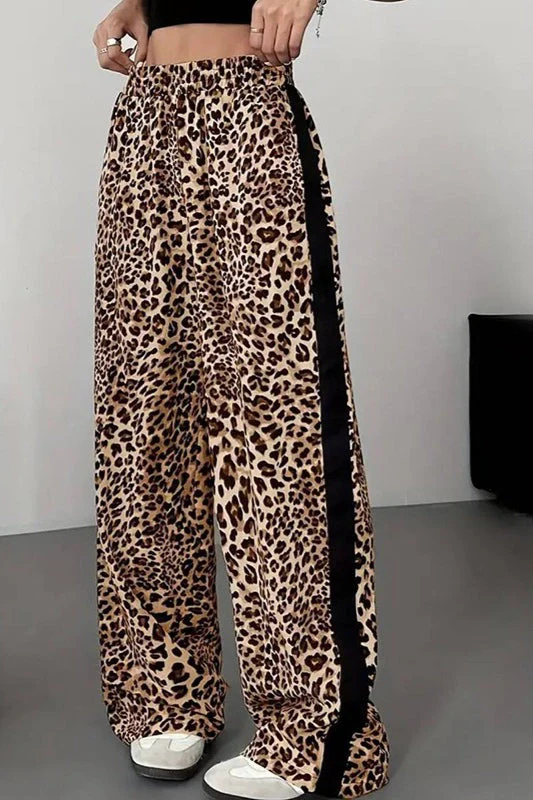 Stylish Leopard Print Black Trim High-Waisted Wide-Leg Pants - Image 2