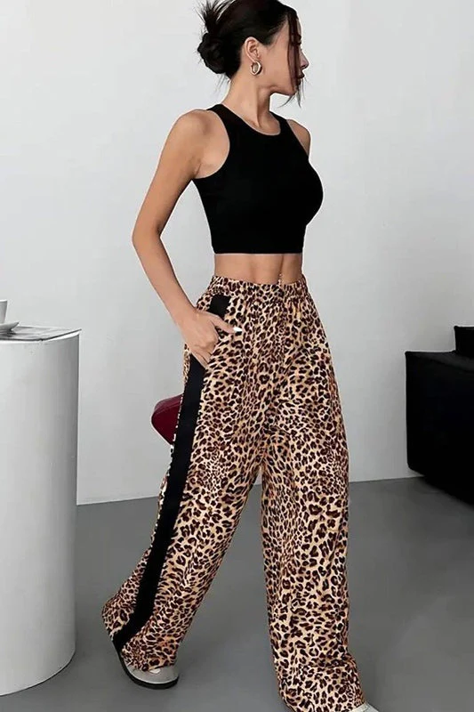 Stylish Leopard Print Black Trim High-Waisted Wide-Leg Pants - Image 4