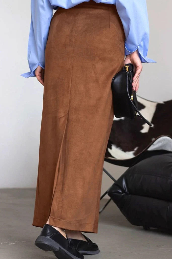 Suede Vintage Brown Straight Slit Long Skirt - Image 3