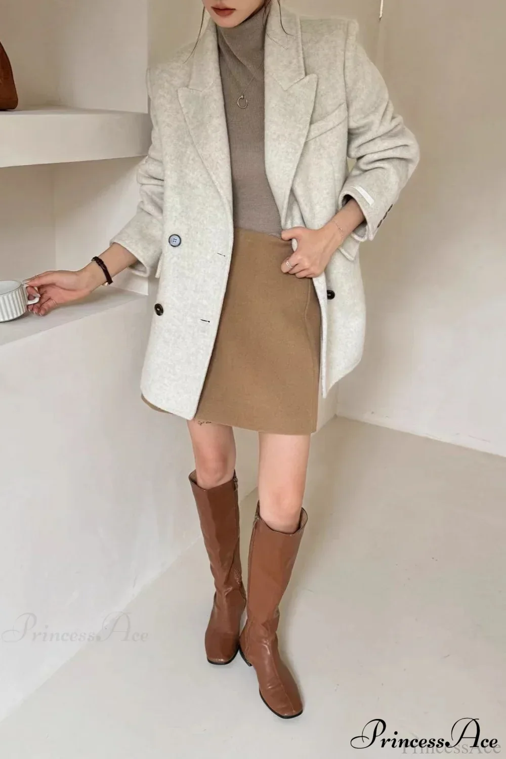 Tailored Collar Double-Face Wool Midi Coat - Image 4