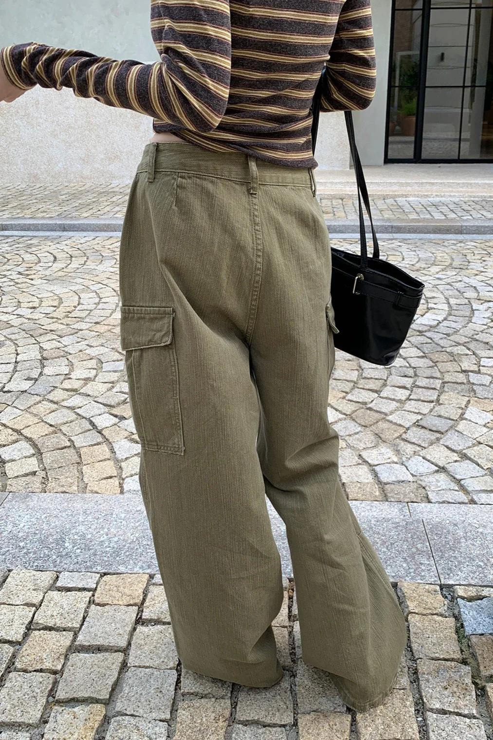 Textured Cargo Bootcut Casual Jeans - Image 2
