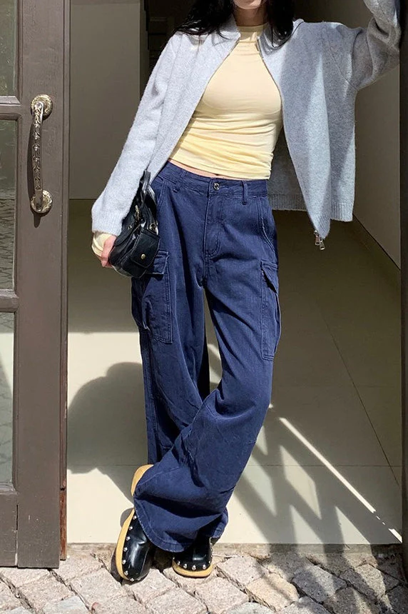 Textured Cargo Bootcut Casual Jeans - Image 9