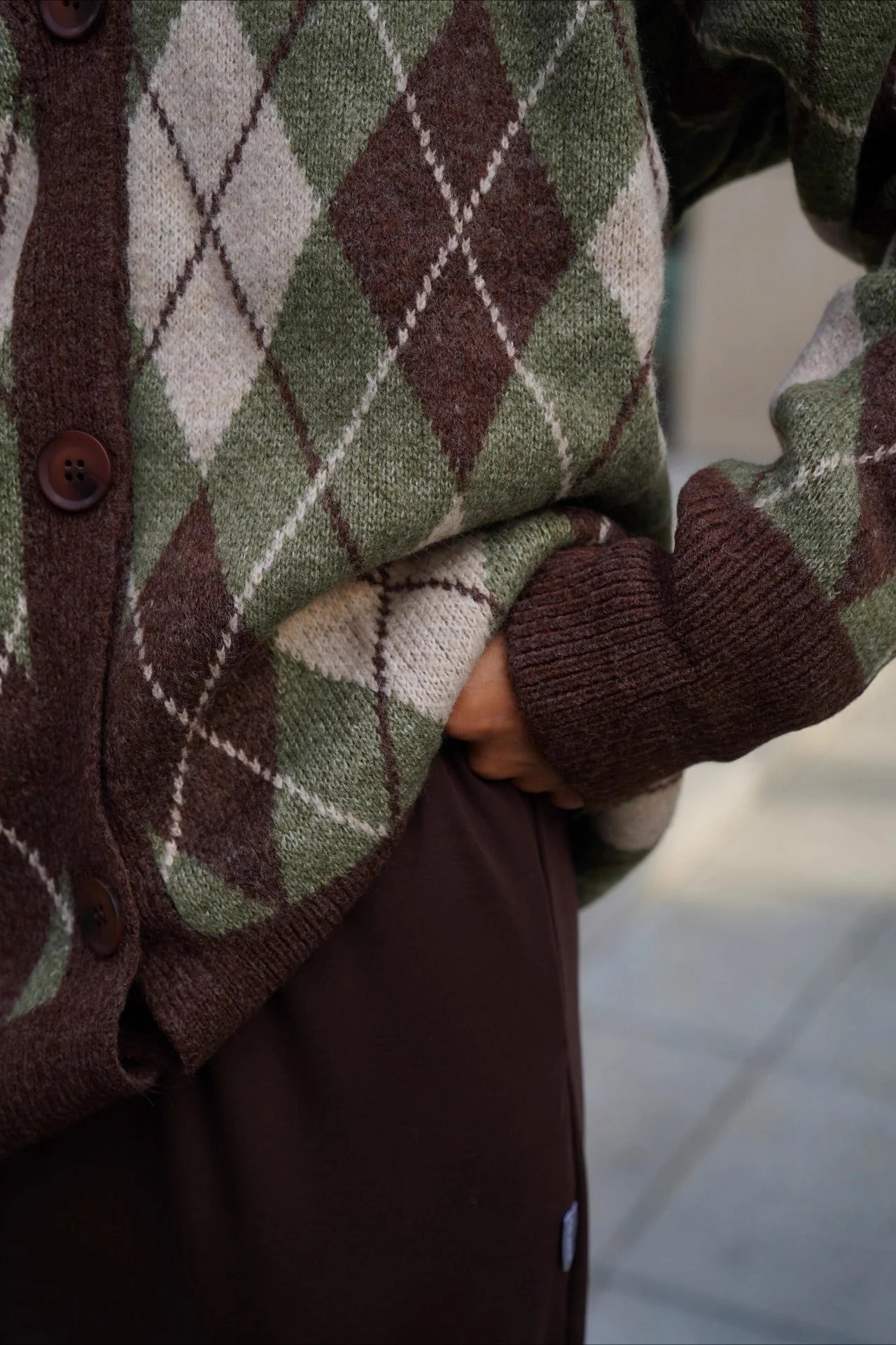 Thick Plaid V Neck Loose Long Sleeve Knit Cardigan - Image 3