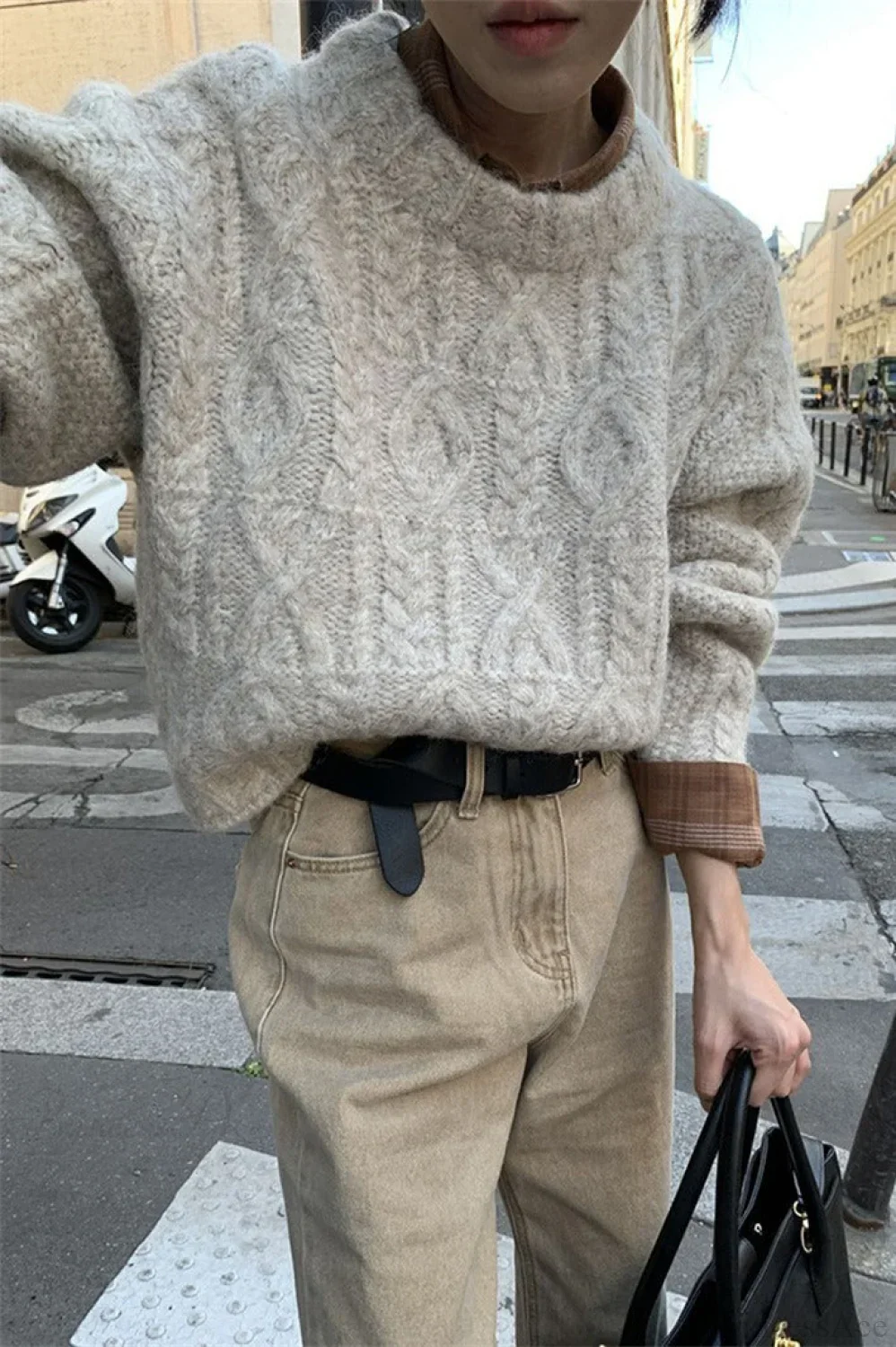 Vintage Thick Yarn Cable Loose Crew Neck Sweater - Image 5