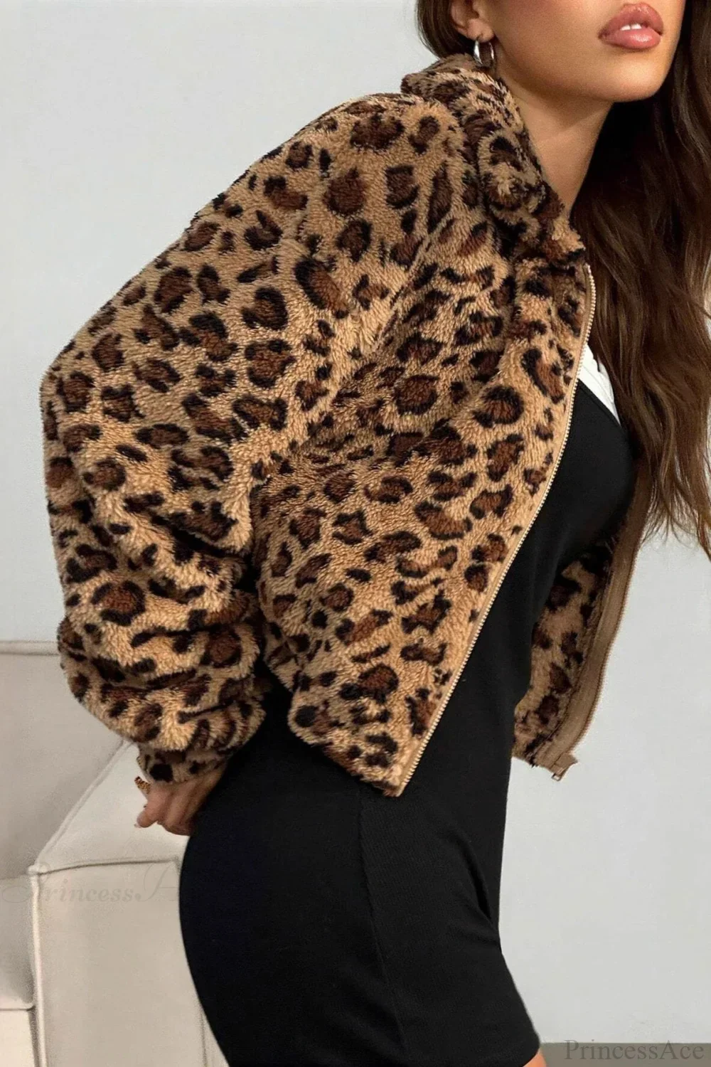 Thickened Short Leopard Print Relaxed Fuzzy Coat - Image 5