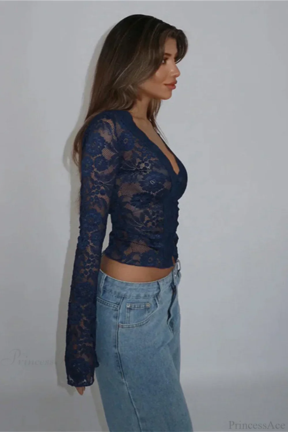 V-Neck Lace Fitted Long Sleeve Tee - Image 2