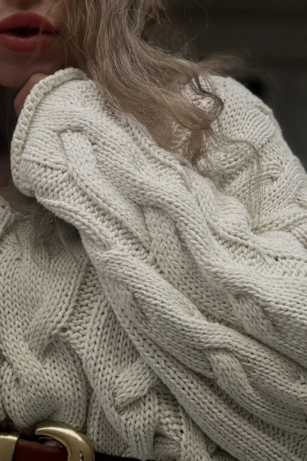 Vintage V-neck Loose Mid-length Cable Knit Long Sleeve Sweater - Image 5