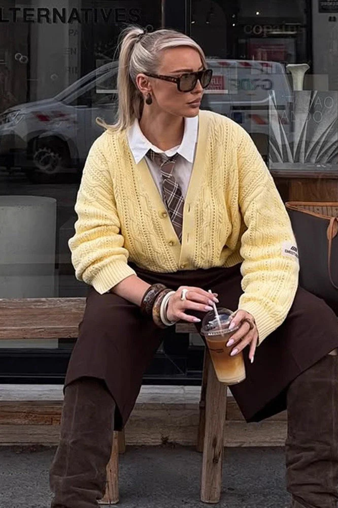 V-Neck Solid Color Single-Row Button Long-Sleeve Knit Cardigan - Image 4