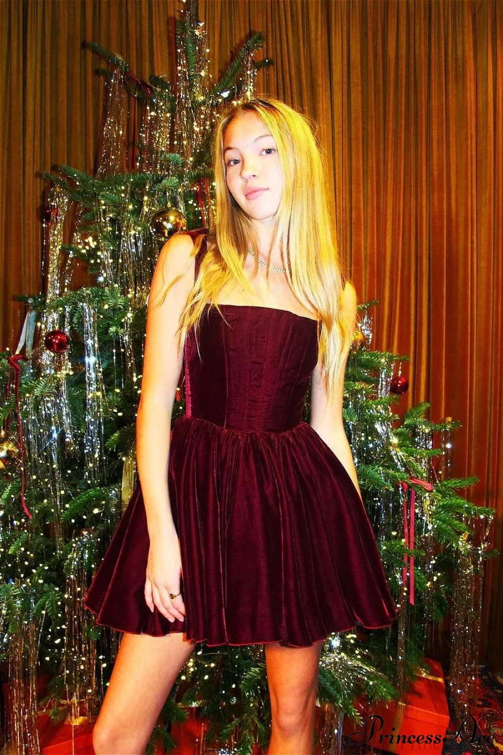 Velvet Off-Shoulder Spaghetti Strap Mini Party Dress - Image 4