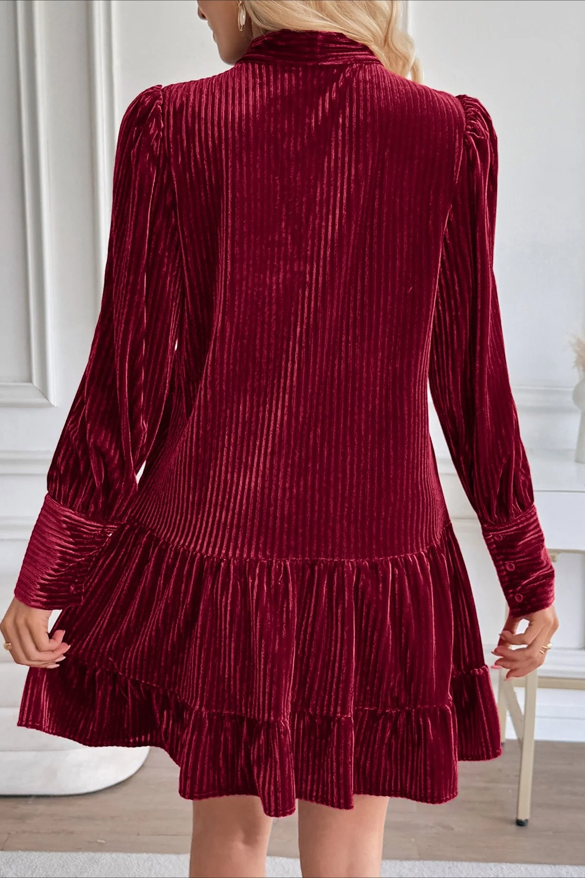 Velvet Vintage Bow Collar Flowy Short Mini Dress - Image 4